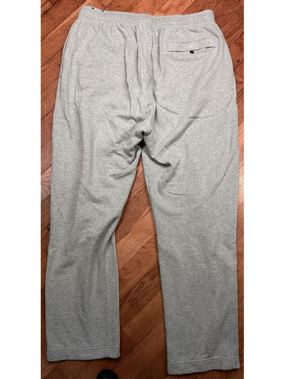 Large - Men - Nike Gray Sweatpants Joggers - Picture 4 of 8